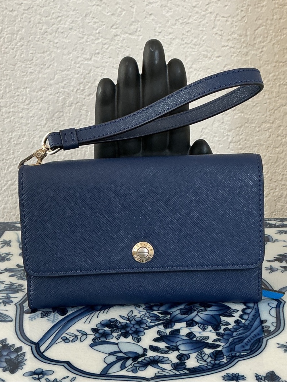 Henri Bendel Wristlet Wallet